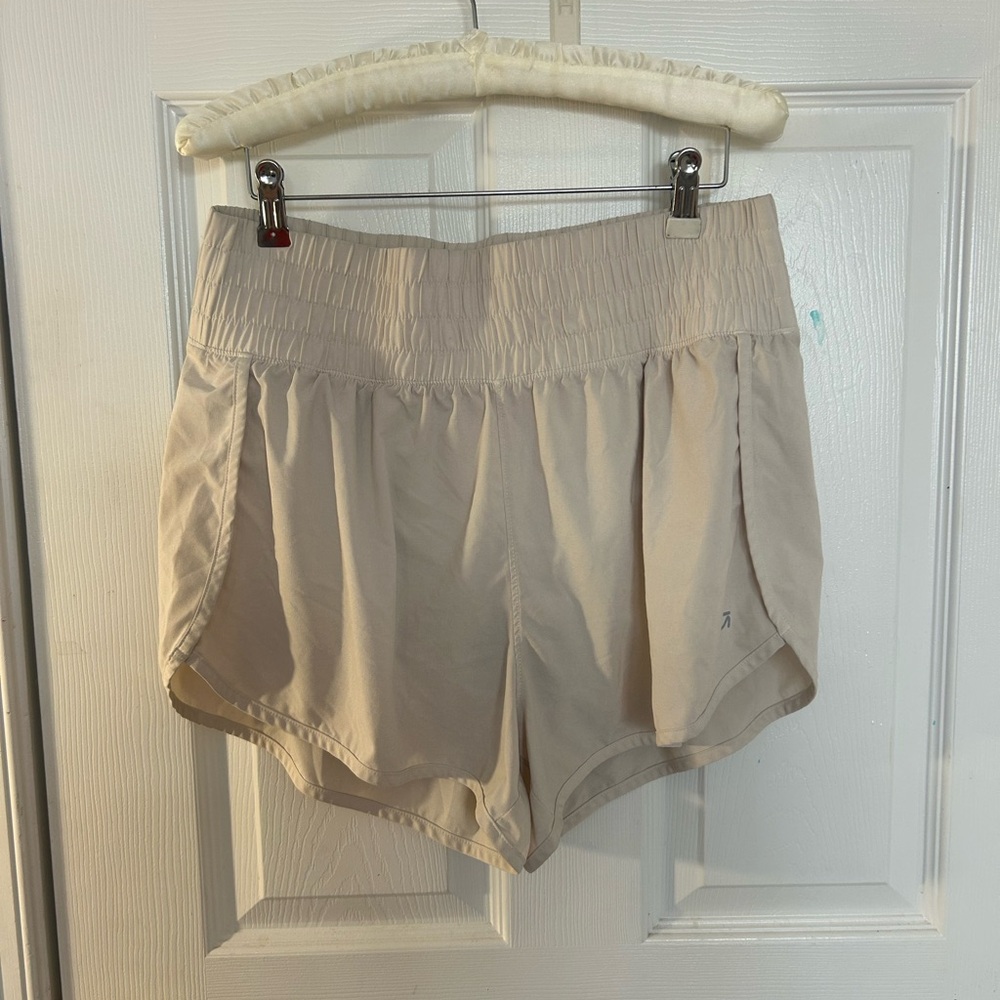 Light Beige Women's Athletic Shorts - Brand:Gap